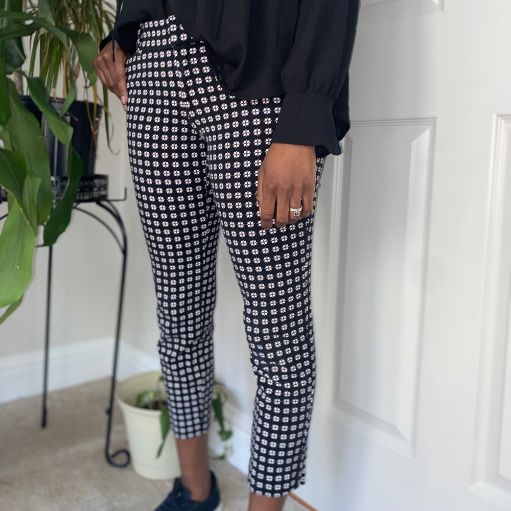 Patterned Black Old Navy Slacks